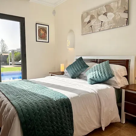 Amura Villa Playa Blanca