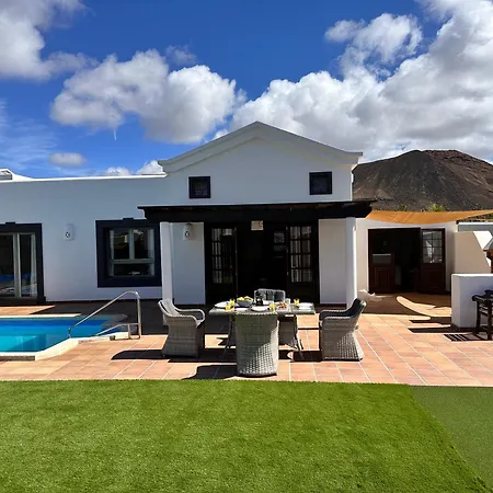 Amura * بلايا بلانكا