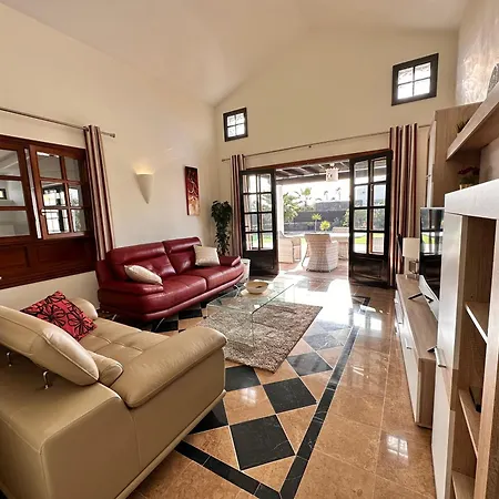 Amura Villa Playa Blanca (Lanzarote)